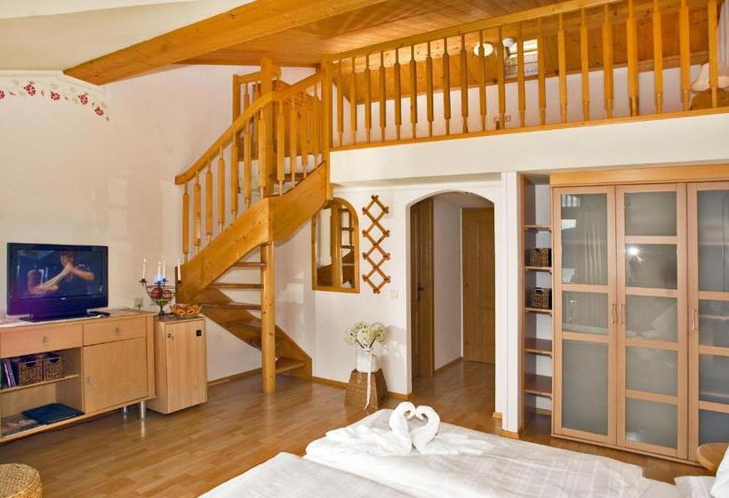 هتل Garni Elisabeth