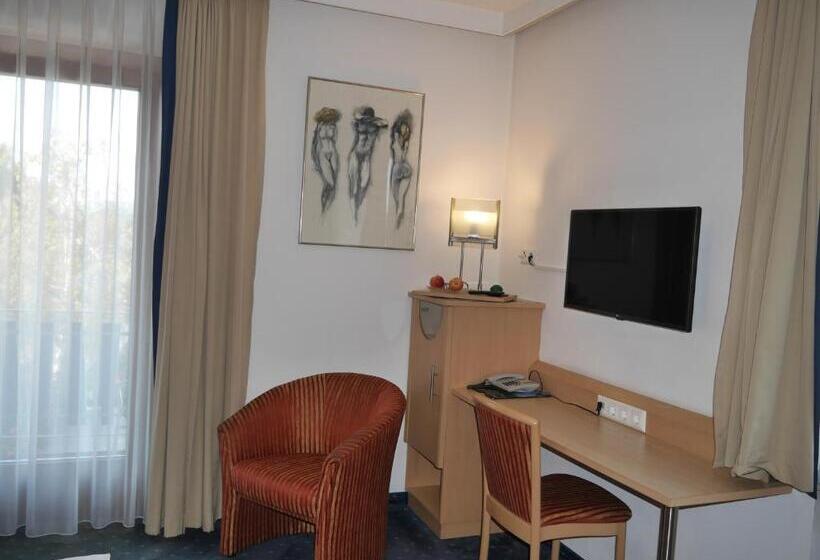 ホテル Garni Höchschmied