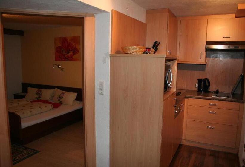 בית מלון כפרי Hauseggerhof