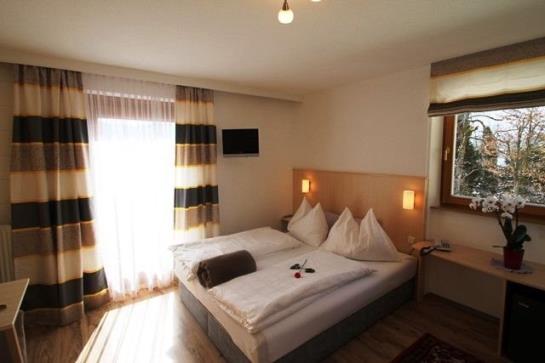 住宿加早餐  Seepension Neubacher