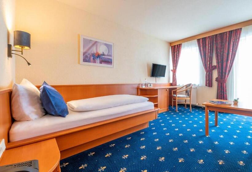 هتل Tia Monte Nauders