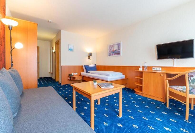 هتل Tia Monte Nauders