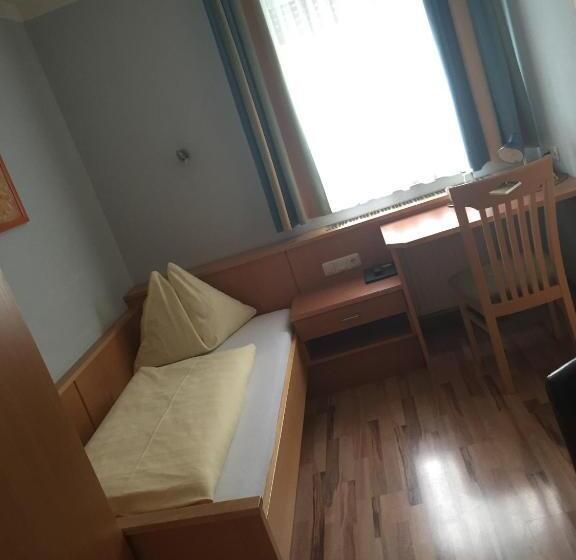 펜션 Gasthaus Hotel Feldschlange