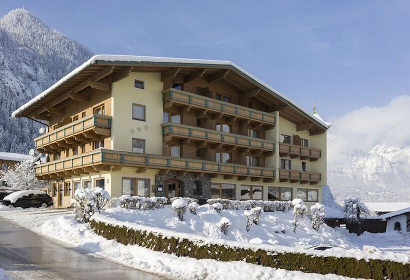 ペンション Gasthof Jäger Zillertal
