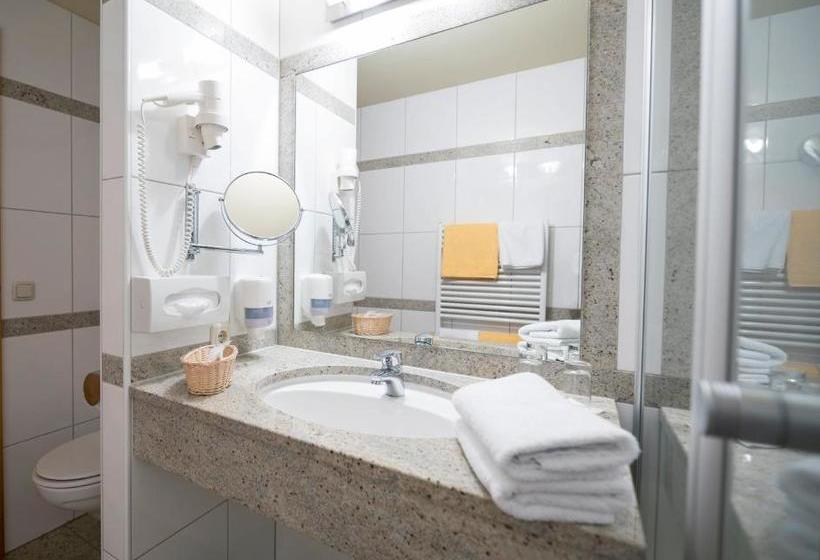 膳宿费 & Landgasthof Ragginger Attersee