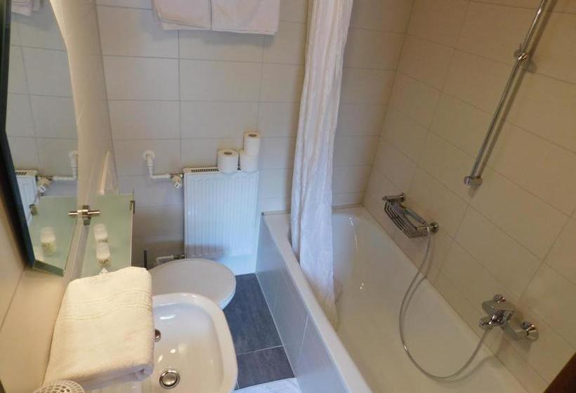 بنسيون Gästehaus Zugspitzblick