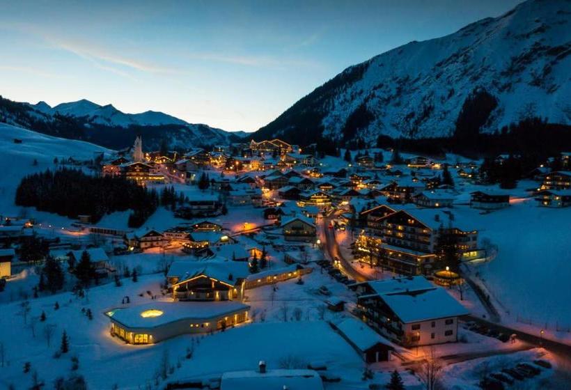 بنسيون Gästehaus Zugspitzblick