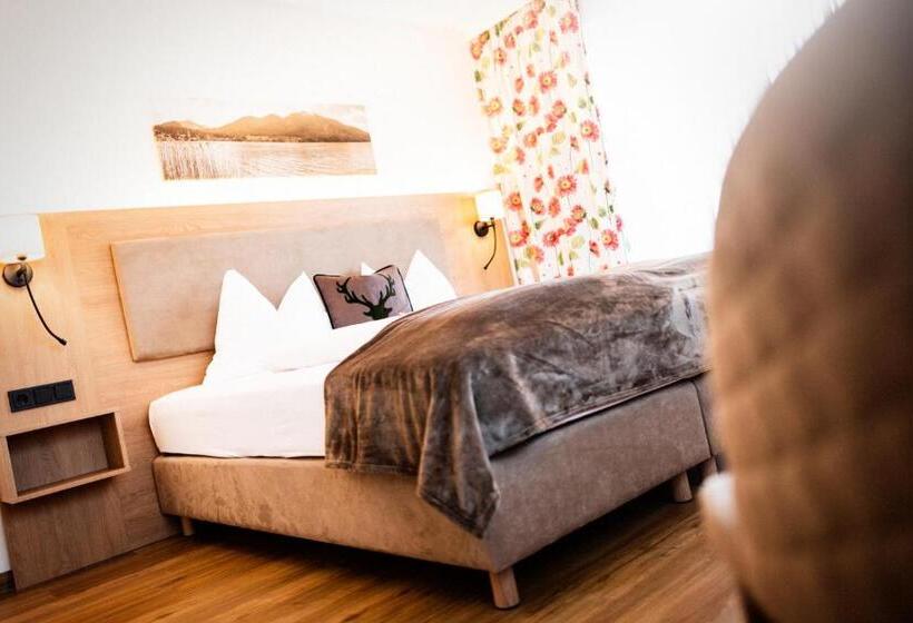 مبيت وإفطار Frühstückspension Huber