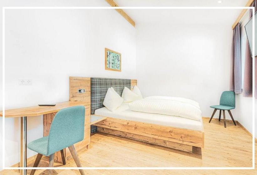 Bed and Breakfast Tyrol Mountain Aparts   Urlaubsresort Hafele