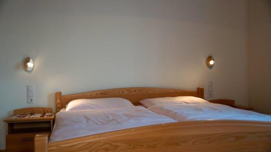 住宿加早餐  Gasthof Pension Kirchenwirt