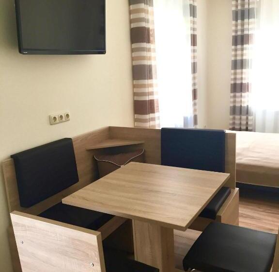 Отель Gösser Bachgasslhof    Bed And Breakfast    Apartments