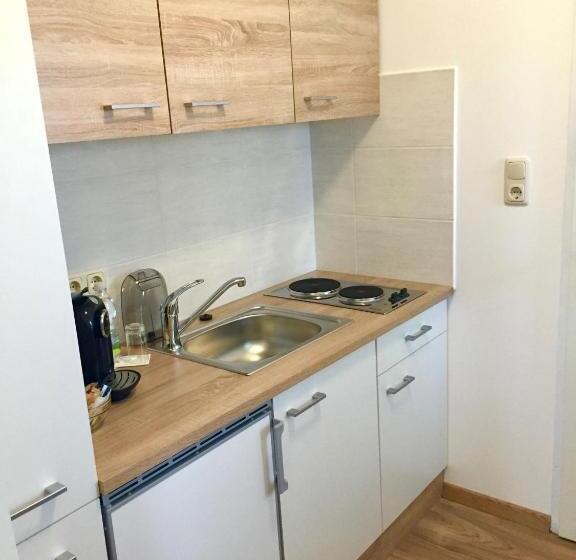 Отель Gösser Bachgasslhof    Bed And Breakfast    Apartments