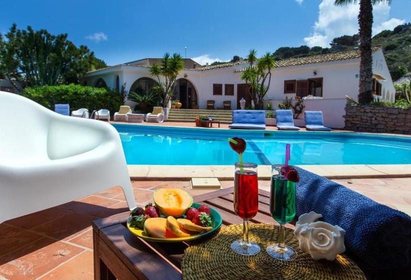 هتل Relais Le Nereidi