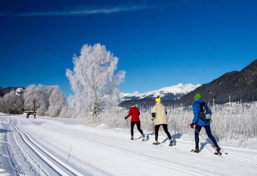 בית מלון כפרי Nagglerhof Am Weissensee
