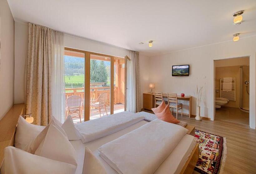 בית מלון כפרי Reischach