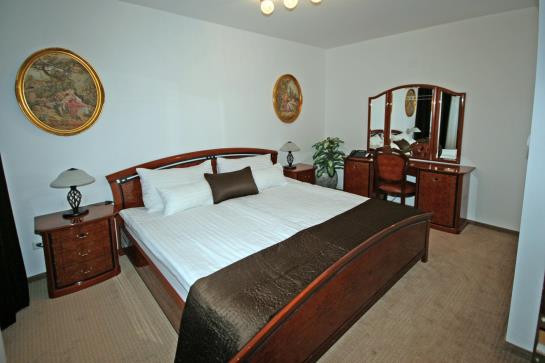 Schwarz Wienerwald Residenz