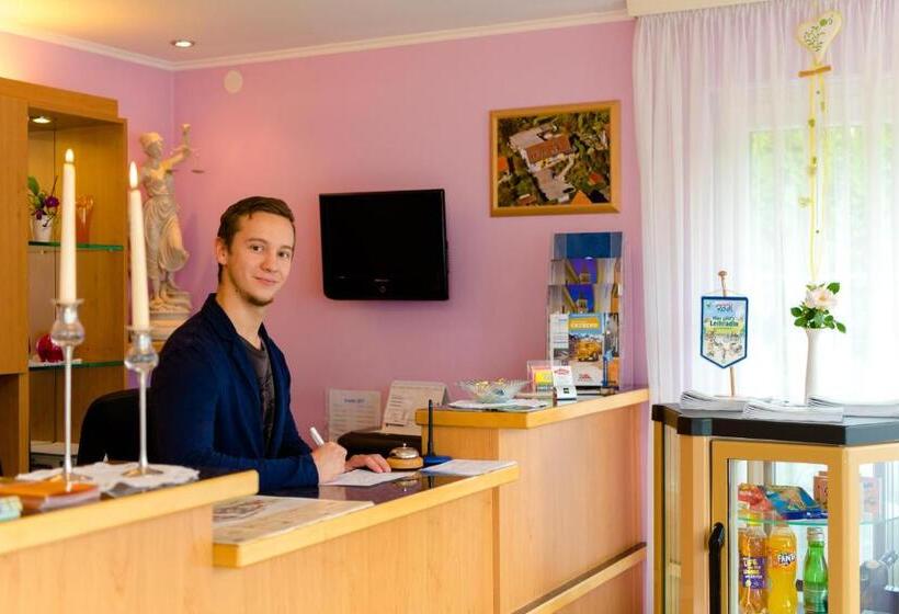 ペンション 1a Hotel Steiner