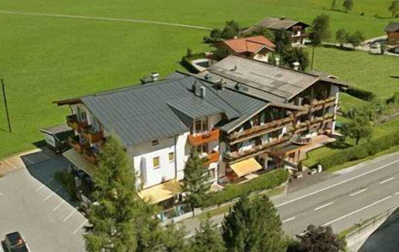 Пансион Aparthotel Garni Schranz