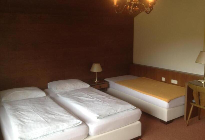 Seehotel Lilly