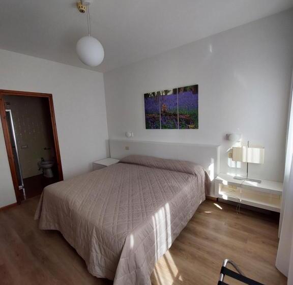 בית מלון כפרי Albergo Alla Pineta