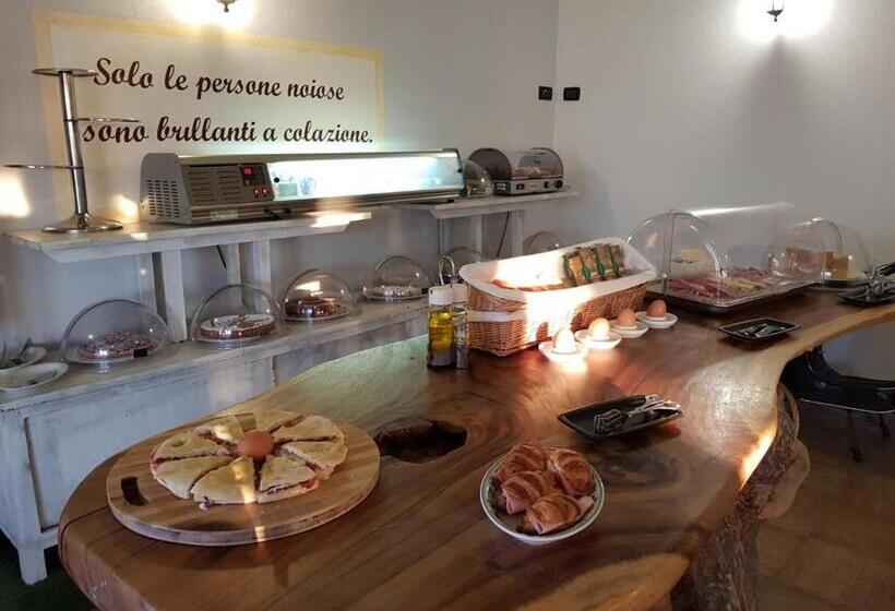 هتل Bella 'mbriana