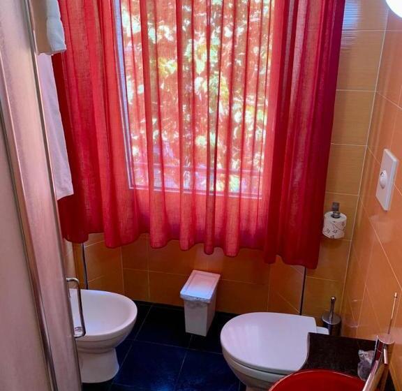 هتل Bella 'mbriana