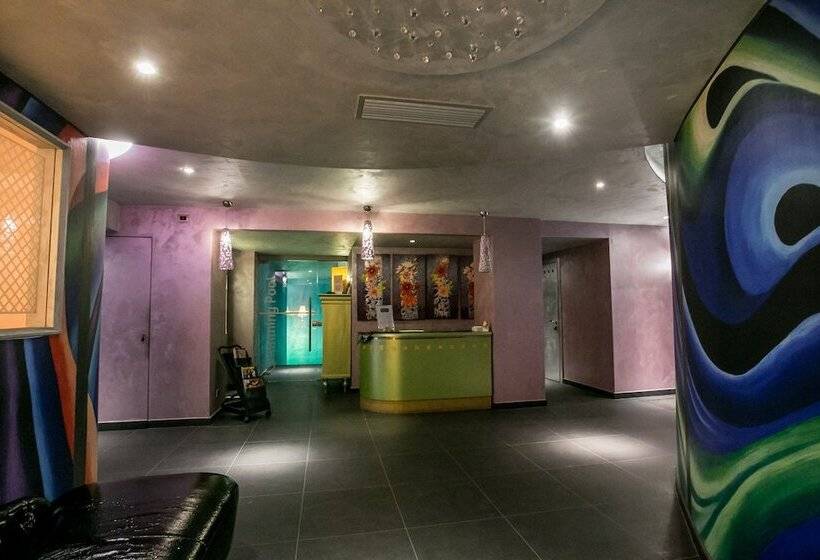 هتل Design Oberosler