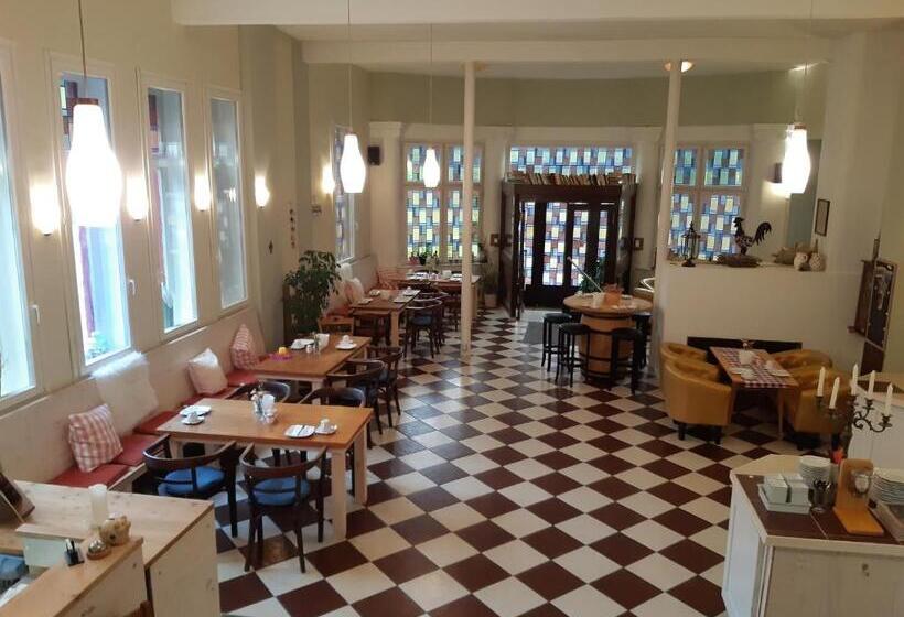 فندق Die Kapelle Bed & Breakfast