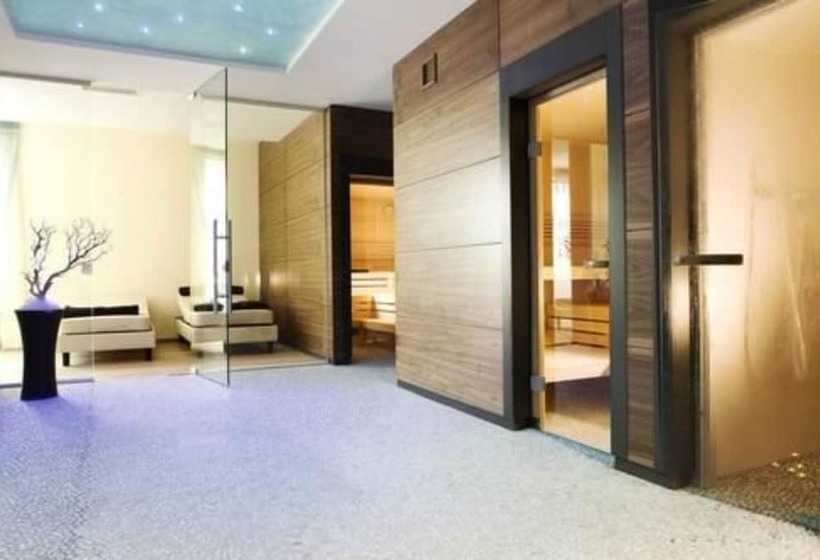 هتل Garda Sporting Club