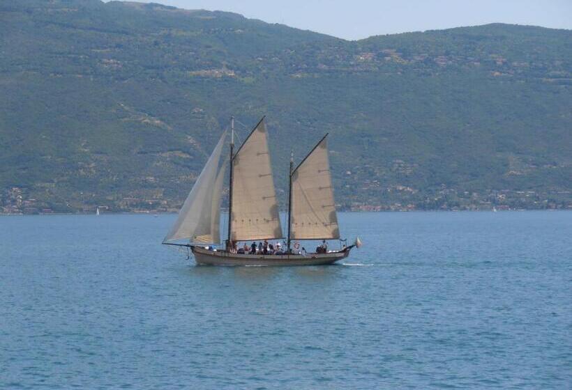 בית מלון כפרי Garnì Bartabel