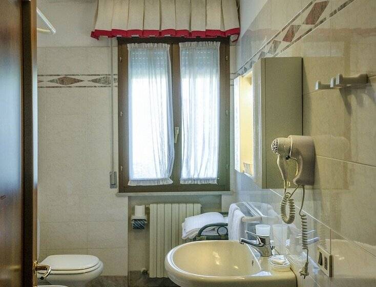 هتل Giada Palace  Pool & Resort