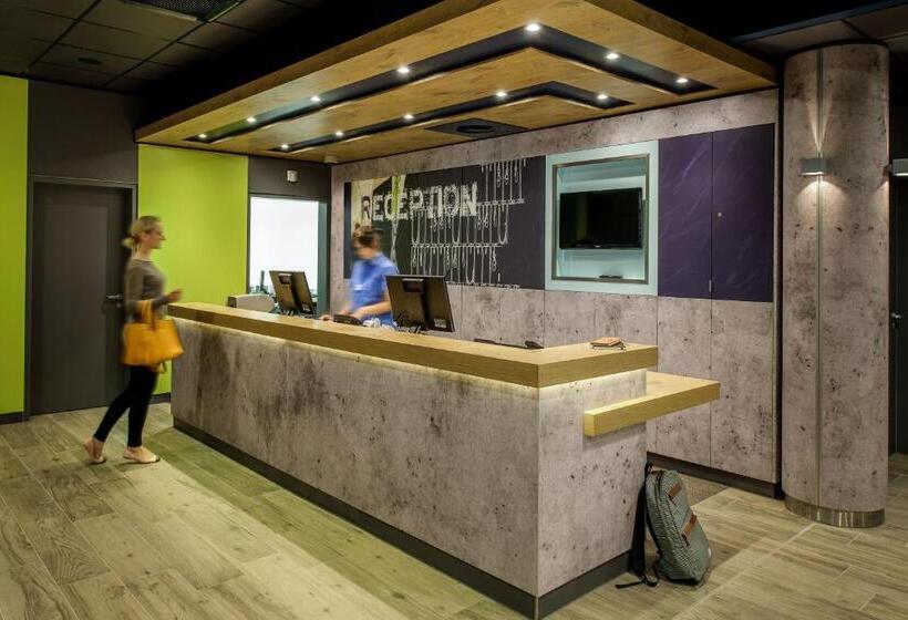 בית מלון כפרי Ibis Budget Nürnberg City Messe