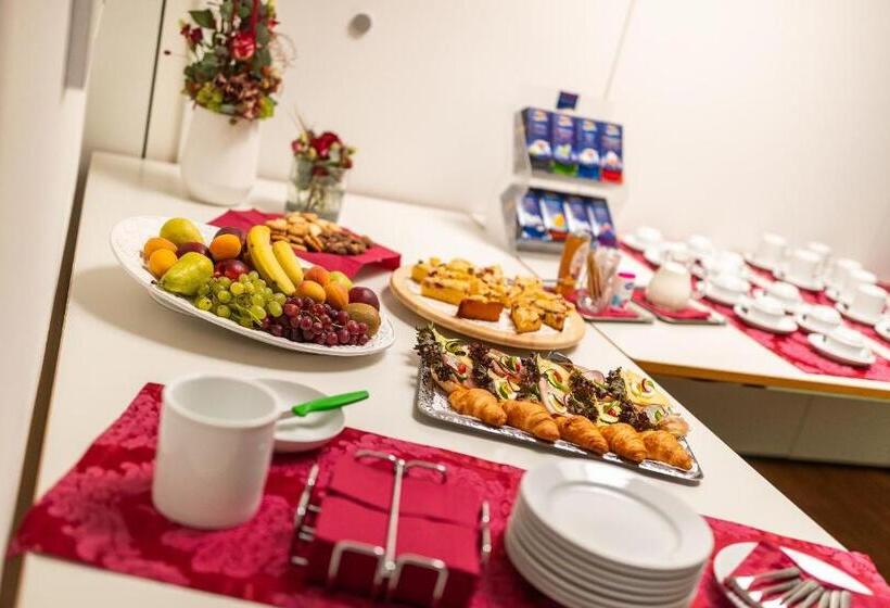 هتل Neuhaus Integrations