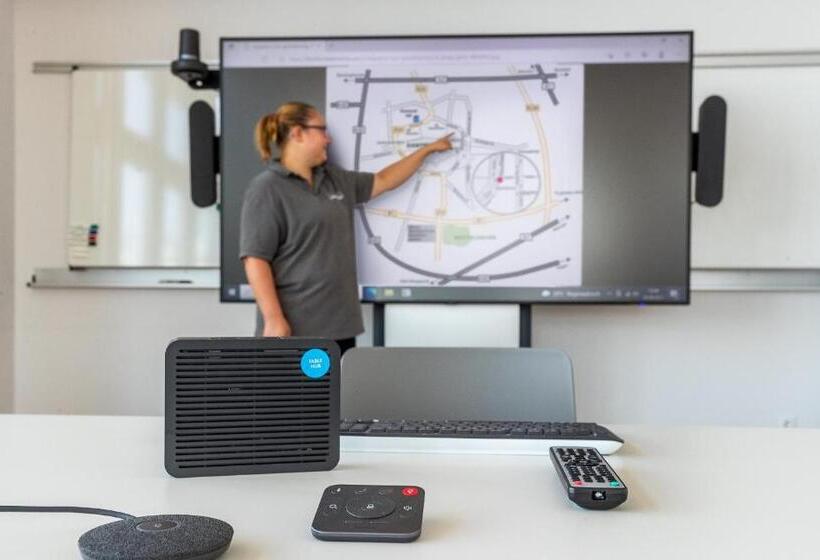 هتل Neuhaus Integrations