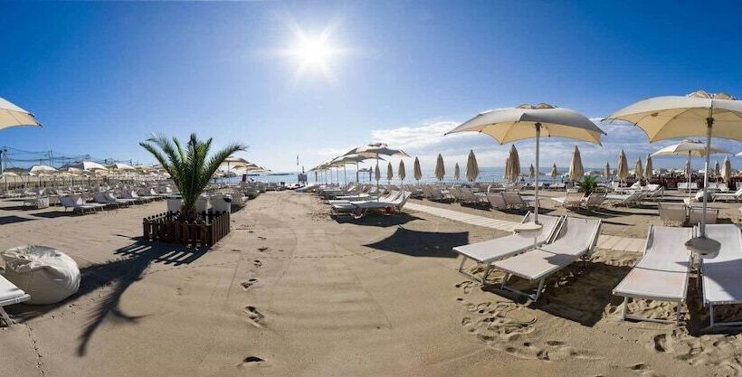 هتل Residence Oleandro