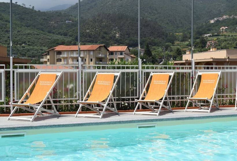 هتل Residence Oleandro