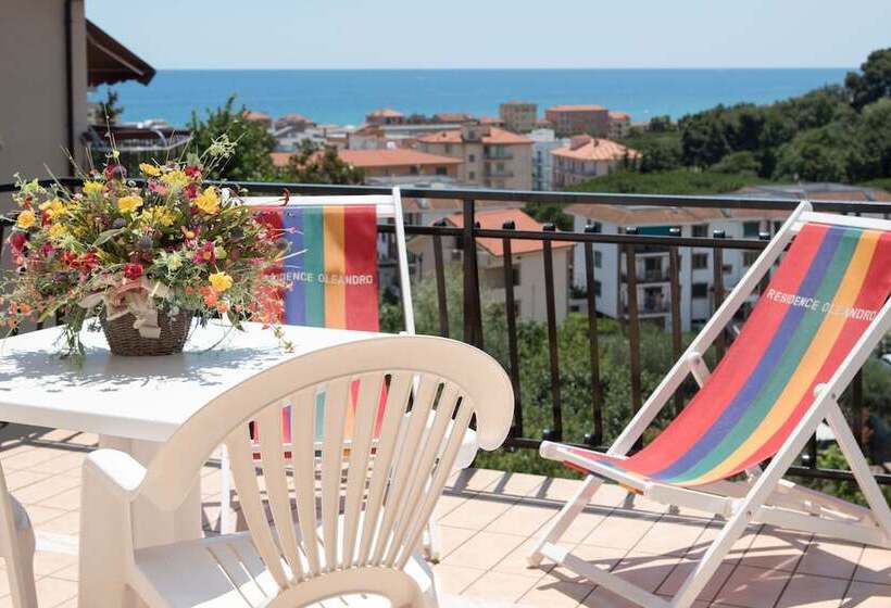 هتل Residence Oleandro