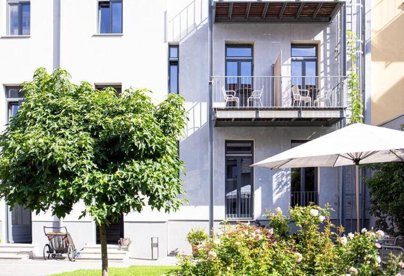 בית מלון כפרי Stadthaus