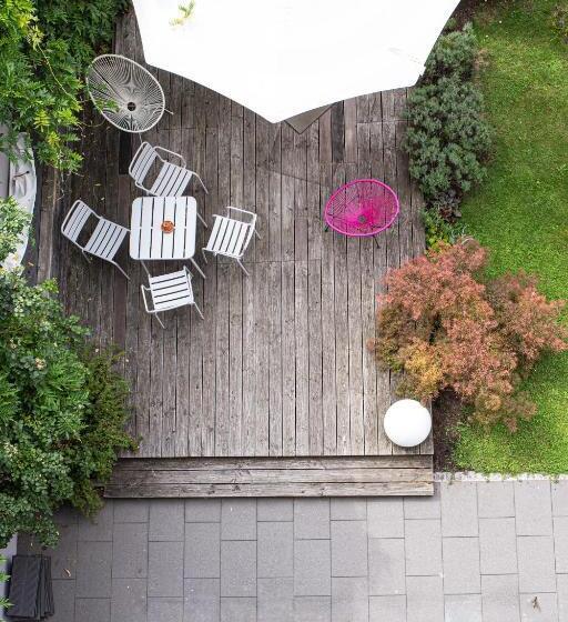 בית מלון כפרי Stadthaus