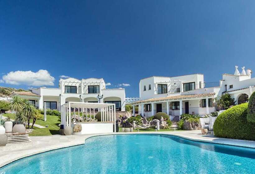 בית מלון כפרי Sulia House Porto Rotondo, Curio Collection By Hilton