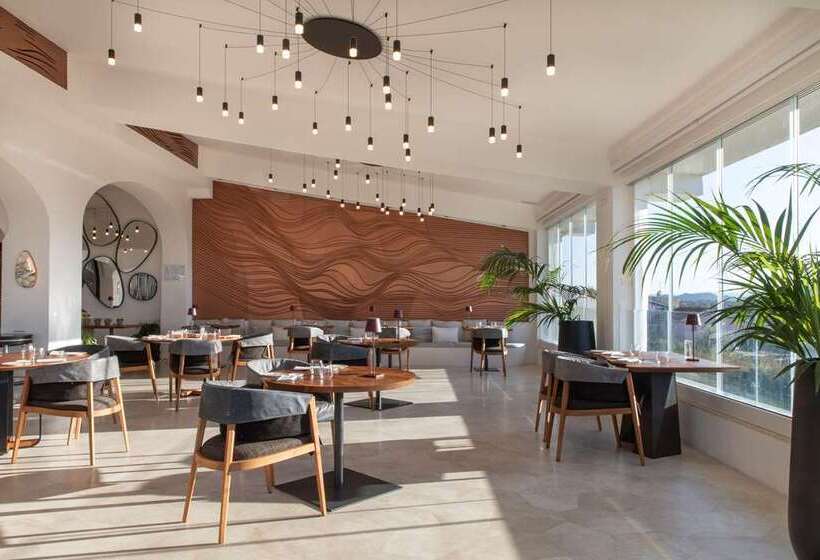 בית מלון כפרי Sulia House Porto Rotondo, Curio Collection By Hilton