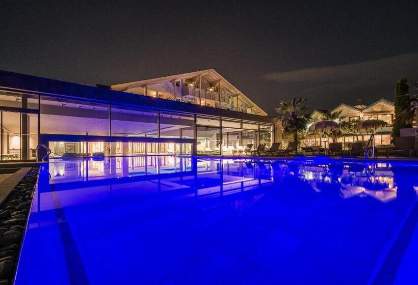 فندق Weinegg Wellviva Resort