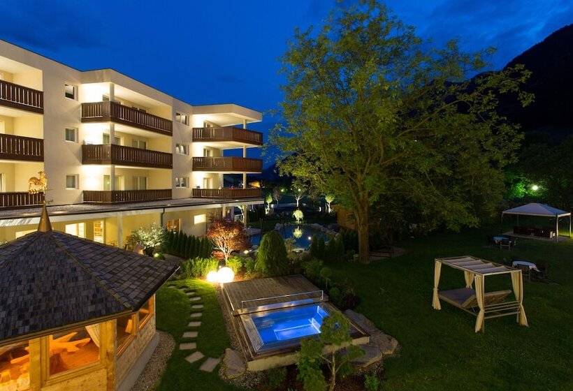 Отель Wiesenhof Gardenresort