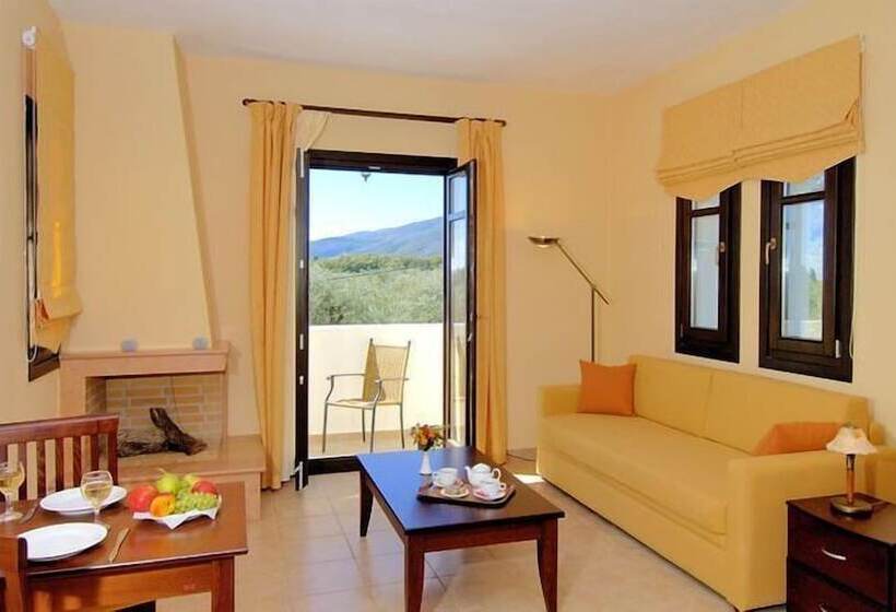 Palirria Hotel & Studios