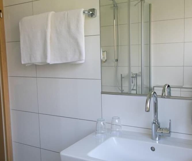 צימר Haus Am Wasserfall