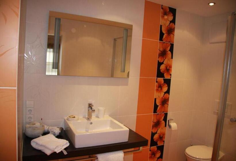 هتل Altes Rathaus