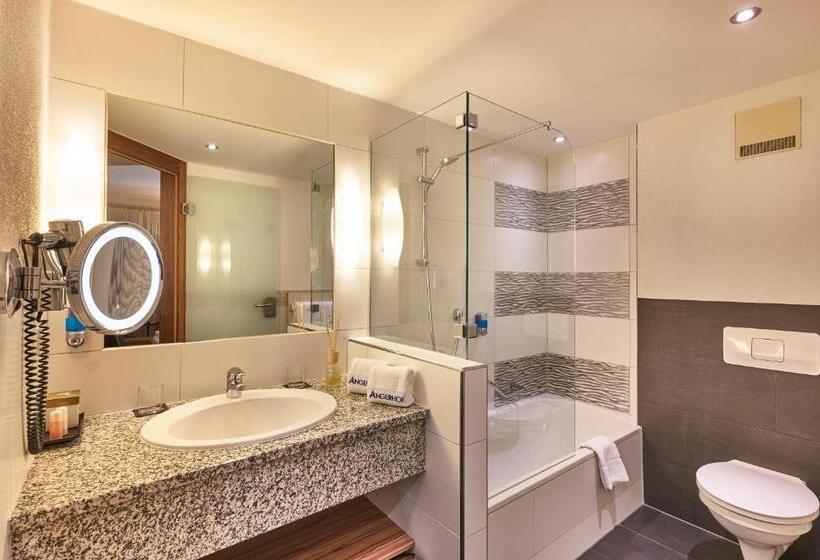 ホテル Angerhof Sport  U. Wellness