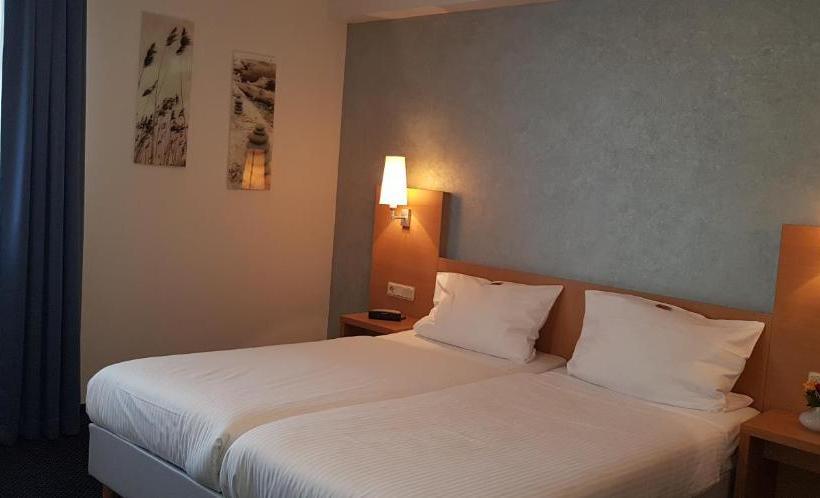 בית מלון כפרי Beuss