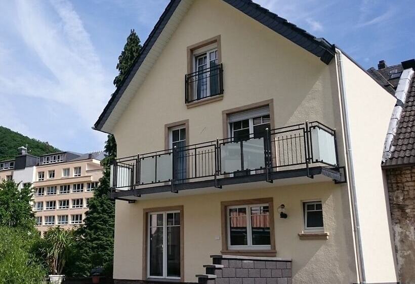 בית מלון כפרי Haus Hohenzollern & Haus  Ambiente