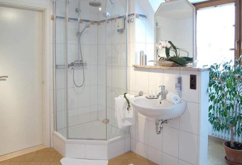 هتل Rebstock Kappelwindeck